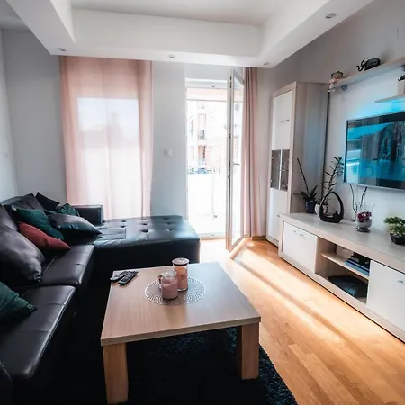 Lexi Apartment